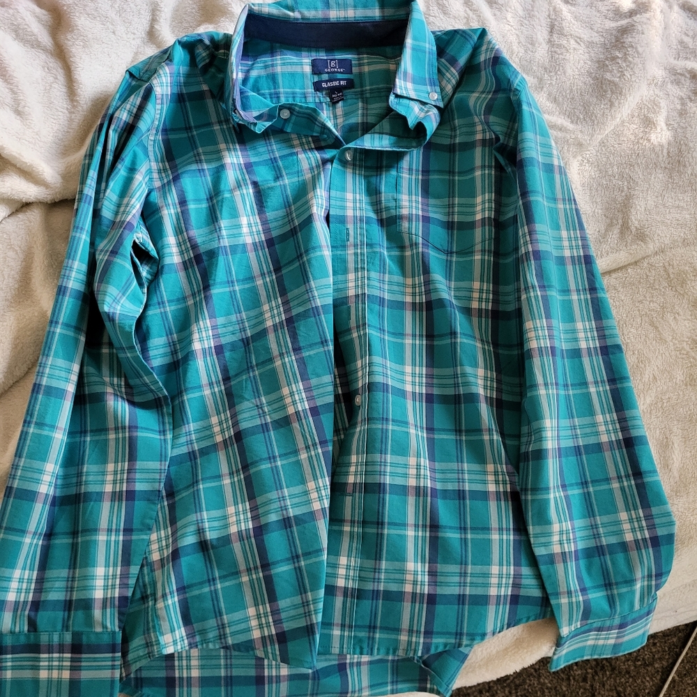 Button Up Long Sleeve. Men's. Size L.